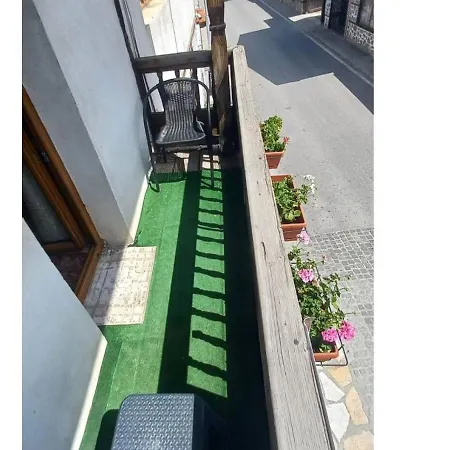 до църквата Bansko